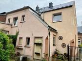 hintere Ansicht - 8 Zimmer Reihenendhaus zum Kaufen in Rodewisch