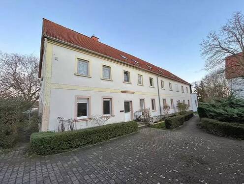 Hausansicht - 3 Zimmer Etagenwohnung zur Miete in Grimma