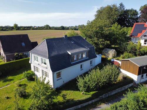 24342 LooseImmo Außenansicht - 8 Zimmer Einfamilienhaus zum Kaufen in Pönitz am See