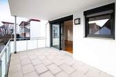 a_balkon1.jpg - Moderne barrierefreie 4,5-Zi Wohnung in Holzgerlingen mit 2 Bädern
