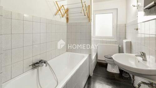 1. OG Badezimmer 1 - 