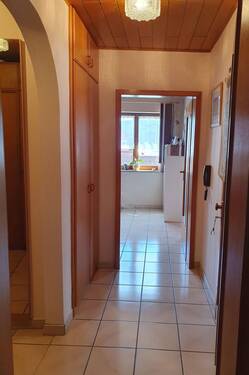 wir betreten das OG durch den Flur - 