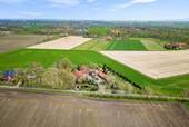 Hofstelle - 7 Zimmer Mehrfamilienhaus, Wohnhaus zum Kaufen in Emtinghausen