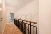 Treppen zu den Hobbyräumen - Etagenwohnung mit 107,60 m² in Berlin zum Kaufen
