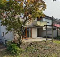 Sanierungsbedürftige Doppelhaushälfte mit viel Potenzial für Familien - Burghausen