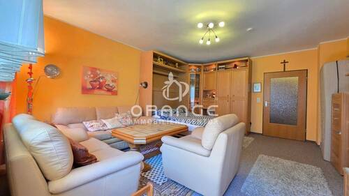 Wohnbereich mit aufgeb. Schrankbett - 