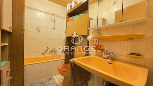 Badezimmer inkl. Badewanne - 