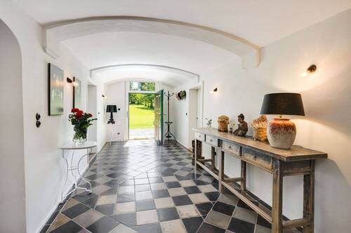 Eingangsbereich EG Bestandshaus - 