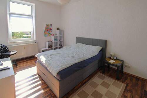 Schlafzimmer II - Wohnung OG - 