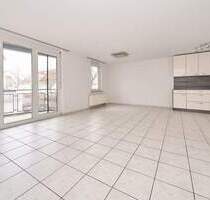 Einzugsbereit & Freundlich Gepflegte Wohnung mit EBK, modernem Bad, Sonnen-Balkon & 2 Stellplätzen - Waiblingen / Hohenacker