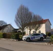 Reizende Familieninsel mit schönem Garten in sonniger Lage direkt in Inzigkofen.