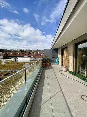 Dachterrasse - Etagenwohnung mit 112,30 m&sup2; in Stuttgart Stuttgart-West zur Miete