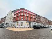 Frontansicht - Historisches Gebäudeensemble in Kiel-Gaarden