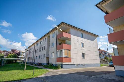 ... und Balkon nach Westen und Norden - 2 Zimmer Etagenwohnung in Neumarkt in der Oberpfalz