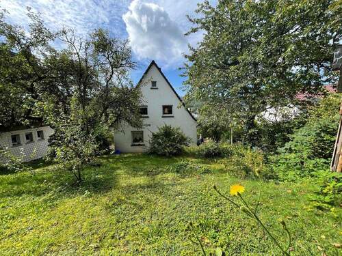 Bild 2 - 5 Zimmer Einfamilienhaus zum Kaufen in Dietzhölztal / Ewersbach