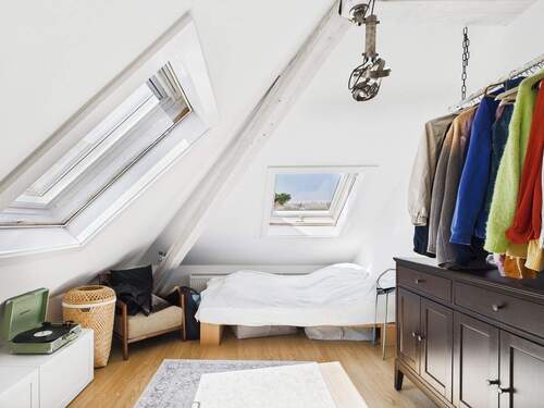 Zimmer 2 - Etagenwohnung mit 108,20 m² in Stuttgart zum Kaufen
