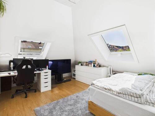 Zimmer 3 - 