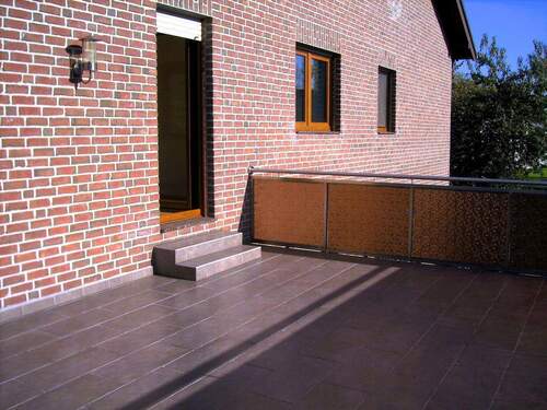 großzügige Dachterasse - 