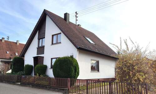 Ansicht Norden - Charmantes frei stehendes EFH mit Potential!