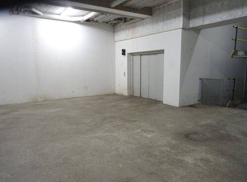Tiefgarage - Etagenwohnung in Dresden zum Kaufen