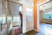 Flur EG - 6 Zimmer Mehrfamilienhaus, Wohnhaus zum Kaufen in Gütersloh