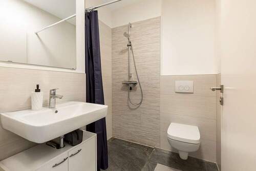 Modernes Duschbad - 