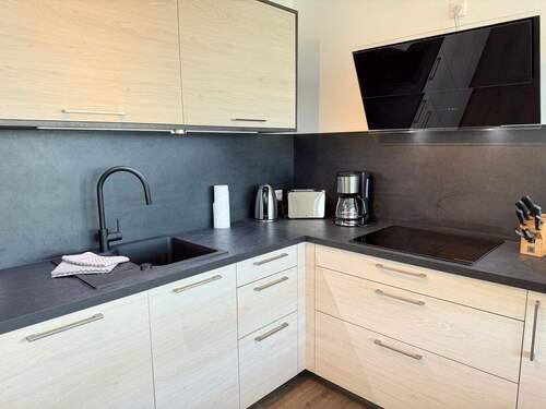 Moderne Einbauküche - Etagenwohnung in Cuxhaven