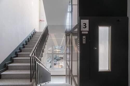 Kurfürstendamm200-16.jpg - 