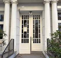 Ruhige Lage, teilmöbliert, 2 Balkone, befristet bis 31.12.2026 sucht - Hamburg Winterhude