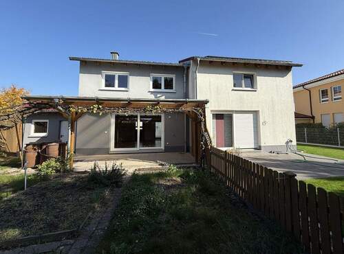 Haus-Rückseite2 - 4 Zimmer Doppelhaushälfte in Graben-Neudorf