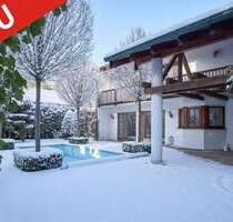 BALDHAM: REPRÄSENTATIVES EINFAMILIENHAUS MIT POOL!