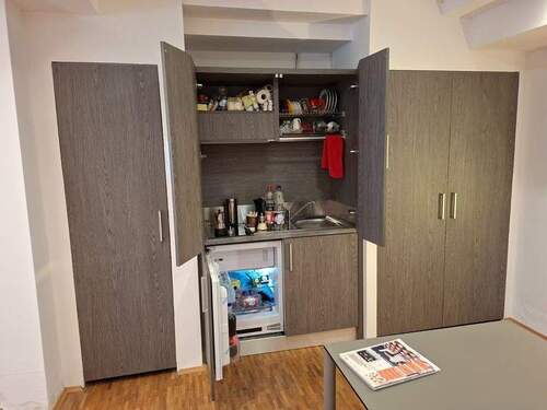 Teeküche Nebenraum 1.jpg - 