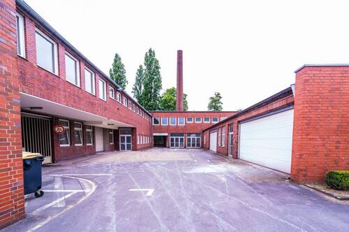 Andienung - Halle zur Miete in Essen