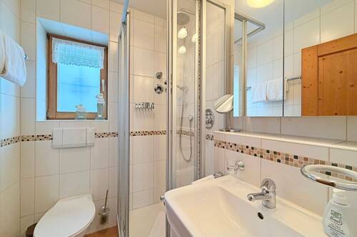 Badezimmer Erdgeschoss - 