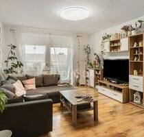 Schöne Etagenwohnung mit 6 Zimmern, Balkon und Stellplatz in ruhiger und grüner Lage - Markranstädt Quesitz