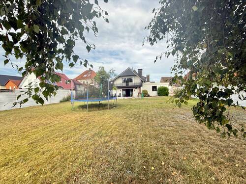 Grundstücksgröße ca. 1.520 m2 - 9 Zimmer Einfamilienhaus zum Kaufen in Bad Salzuflen