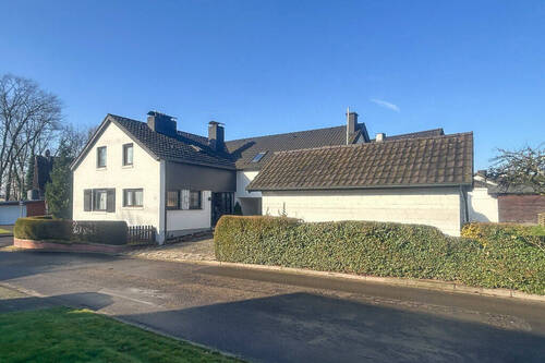 Front_2 - 7 Zimmer Mehrfamilienhaus, Wohnhaus zum Kaufen in Alsdorf