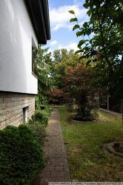 Weg vom Garten zum Hof - 