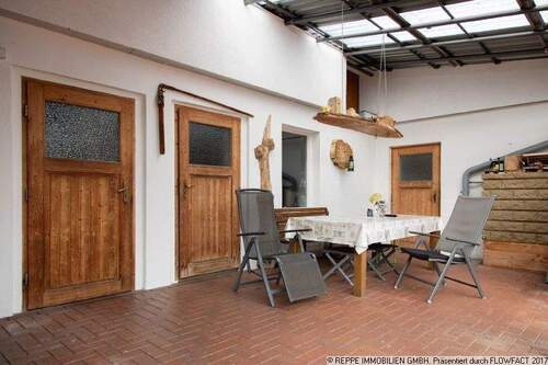 Überdachter Sitzplatz - 