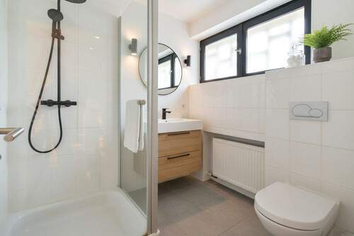 Duschbad Souterrain illustriert - 