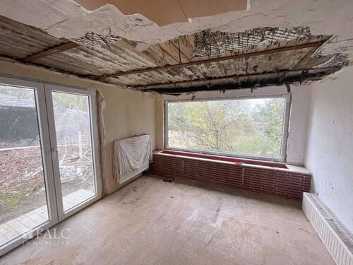 Wohnzimmer - Einfamilienhaus mit 180,00 m² in Rehlingen-Siersburg zum Kaufen
