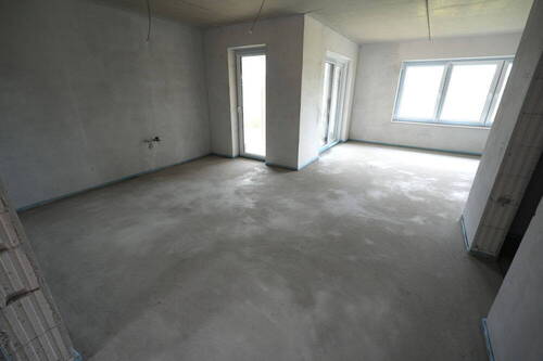 Wohn-/Esszimmer - 