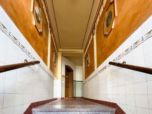 Treppenhaus liebevoll - 