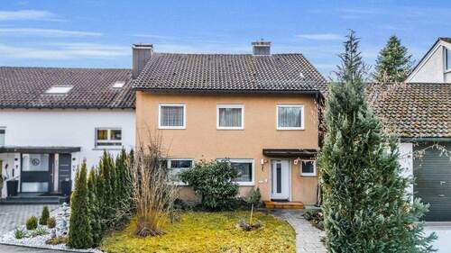 Ansicht Norden - 8 Zimmer Doppelhaushälfte zum Kaufen in Ravensburg