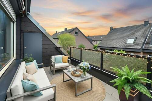 Balkon Obergeschoss illustriert - 