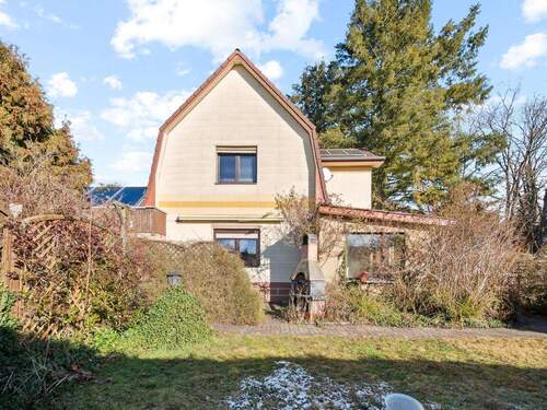 Ansicht Südseite - 6 Zimmer Einfamilienhaus zum Kaufen in Brieselang