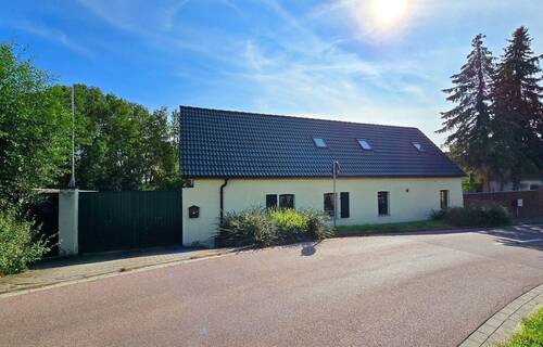 Straßenansicht - 