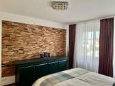 Schlafzimmer 1 - 