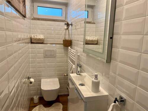 WC - 