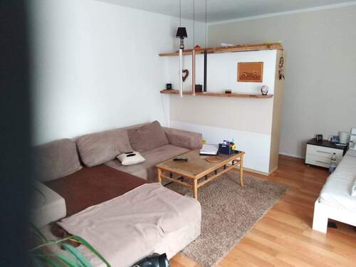 Wohn-Schlafraum möbliert - 